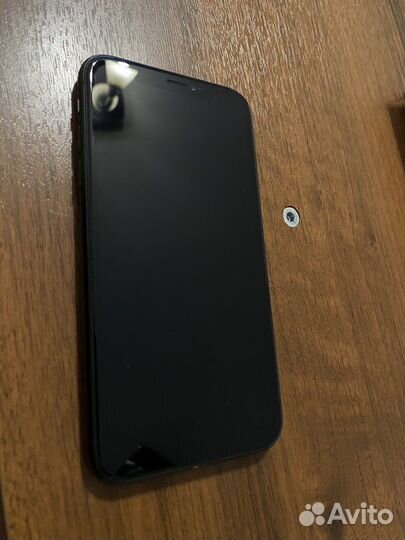 Телефон iPhone хр