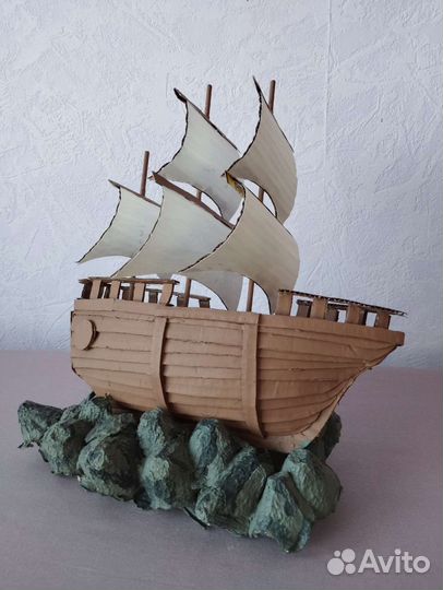 Поделка корабль