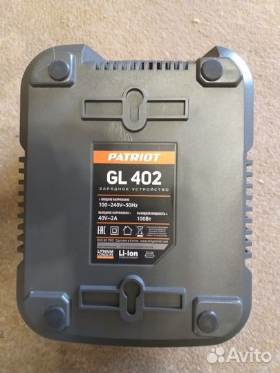 Аккумуляторы Patriot BL 402 с зарядным устройством