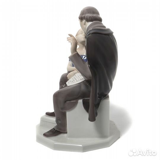 Фарфоровая фигура Писатель. Bing & Grondahl