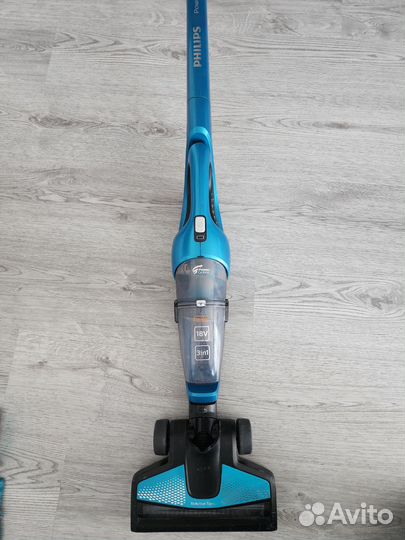 Моющий пылесос Philips PowerPro Aqua