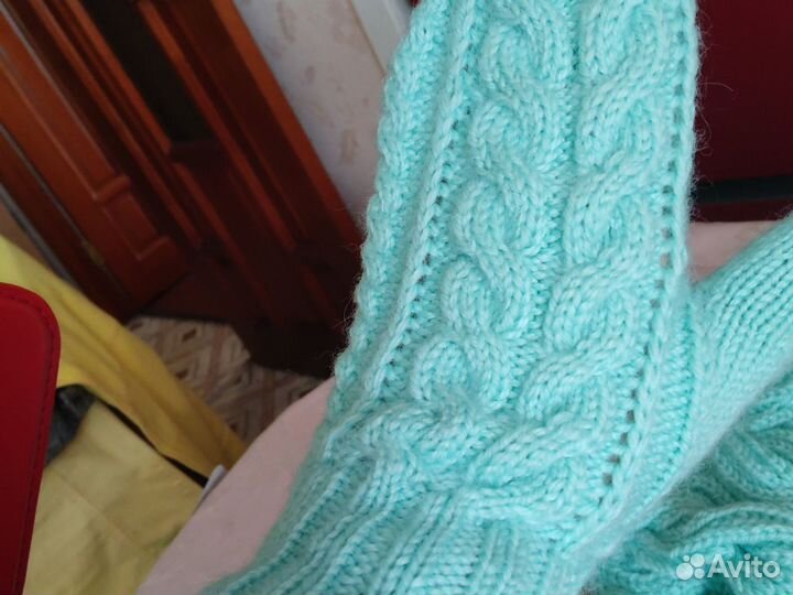 Комплект из шапки, варежек и снуда