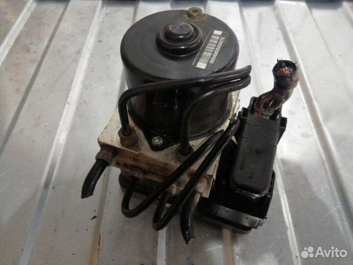 Блок абс (ABS) Ford Focus 2 Restailing 1.8 2009