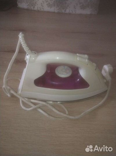 Утюг с парогенератором