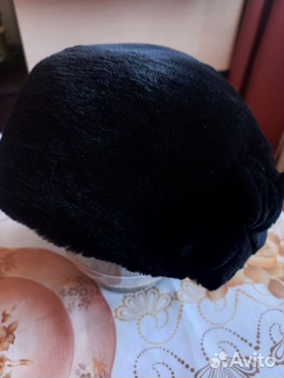 Берет женский меховой