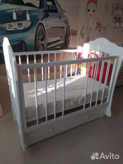 Продам комод и кроватку