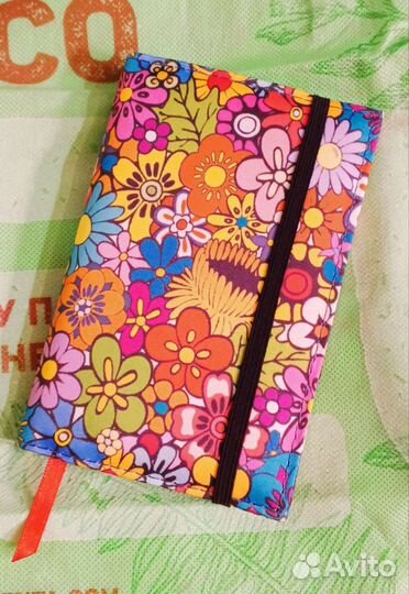 Блокнот,записная книжка с нелинованным блоком