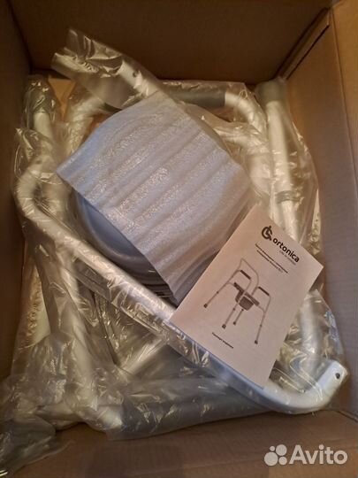 Кресло с санитарным оснащение Ortonica TU 1