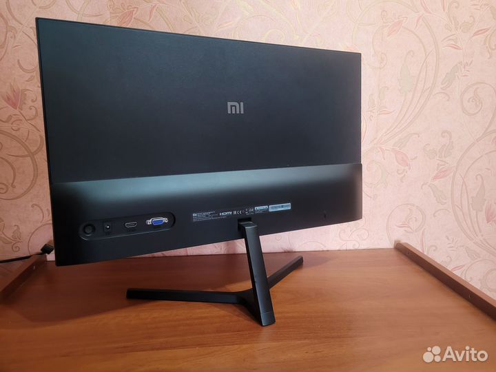 Монитор Xiaomi Mi Desktop Monitor 1С iPS Full HD