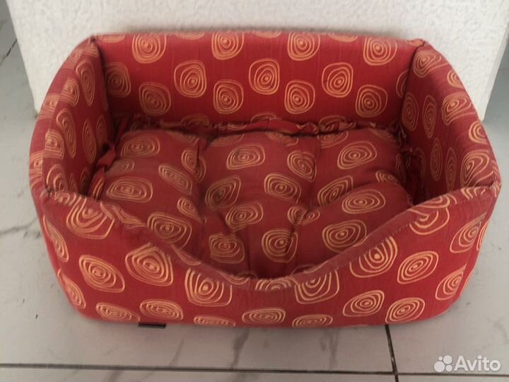 Лежанка для собак и кошек