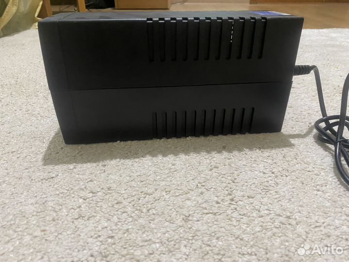 Источник бесперебойного питания