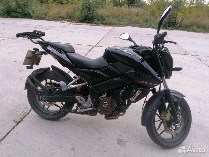 Bajaj pulsar NS200
