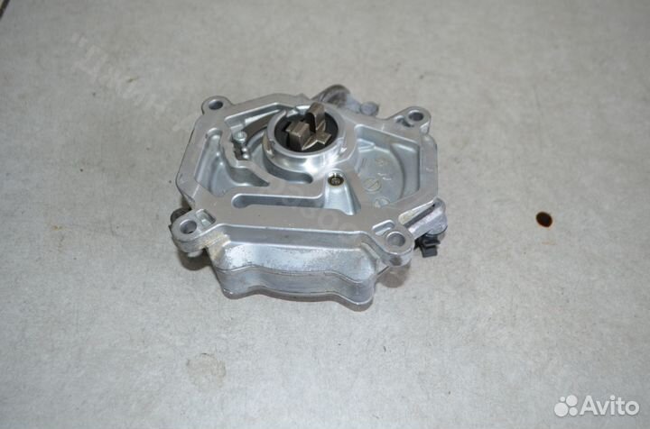 Насос вакуумный насос mercedes E W212