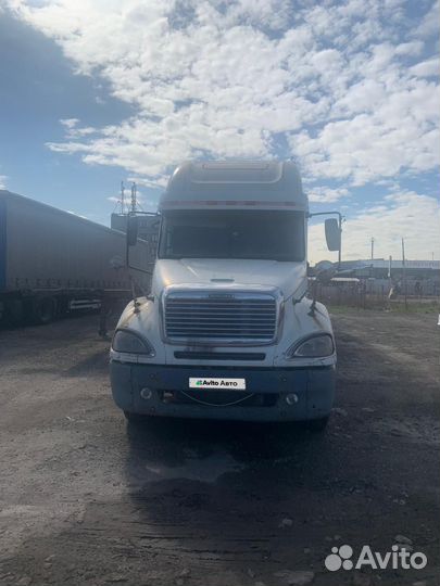 Freightliner Columbia, 2003