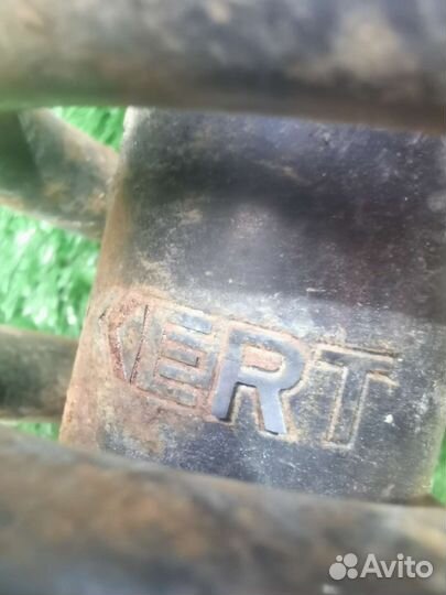 Стойка амортизатор задняя Mercedes w163 ml320