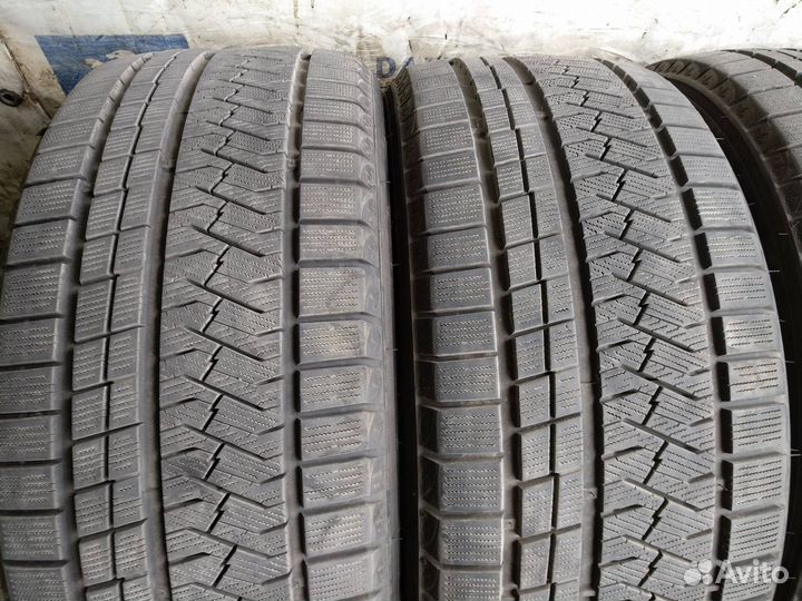 Triangle Snowlink TWT02 245/40 R19 98V