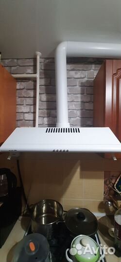 Вытяжка для кухни 60 см