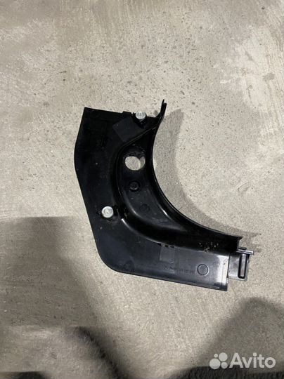 Накладка на порог левая bmw g20