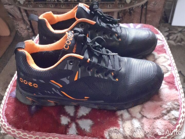 Мужские зимние кроссовки 41р