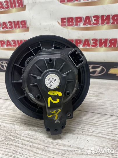 Мотор печки Ford Explorer U502 2013