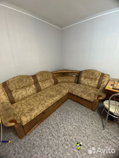 Угловой диван