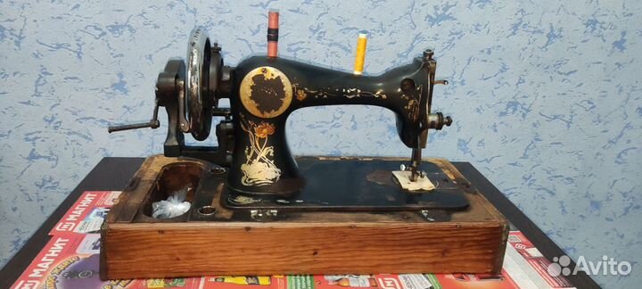 Швейная машинка - 