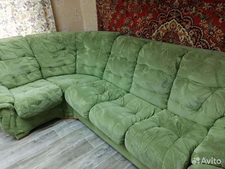 Угловой диван