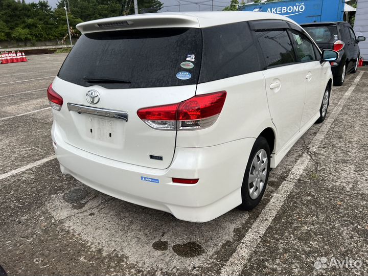 Toyota Wish 1.8 CVT, 2012, 42 000 км