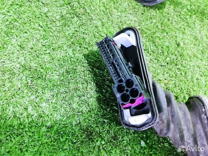 Проводка двери передней правой volkswagen Caddy 3