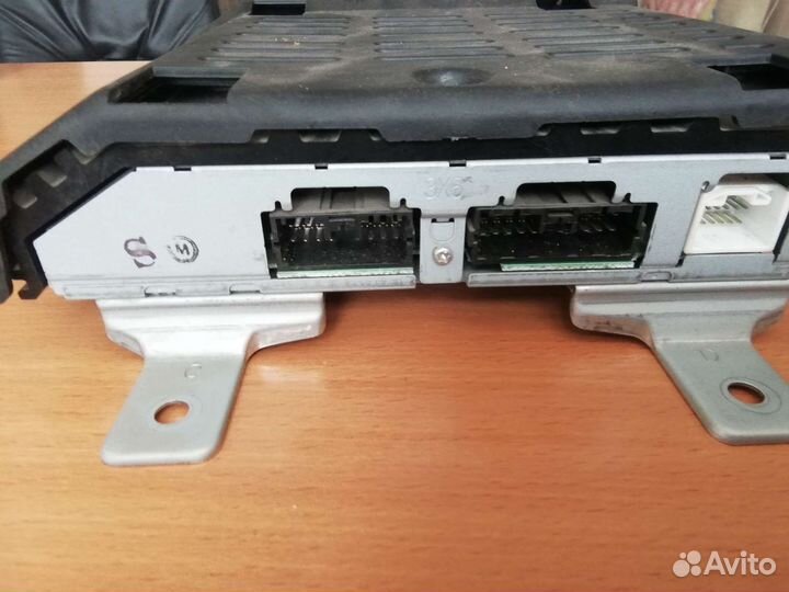 Усилитель rockfor mitsubishi outlander XL 06-12