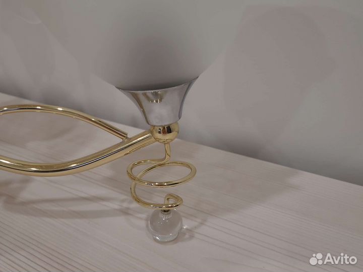 Люстра потолочная и бра