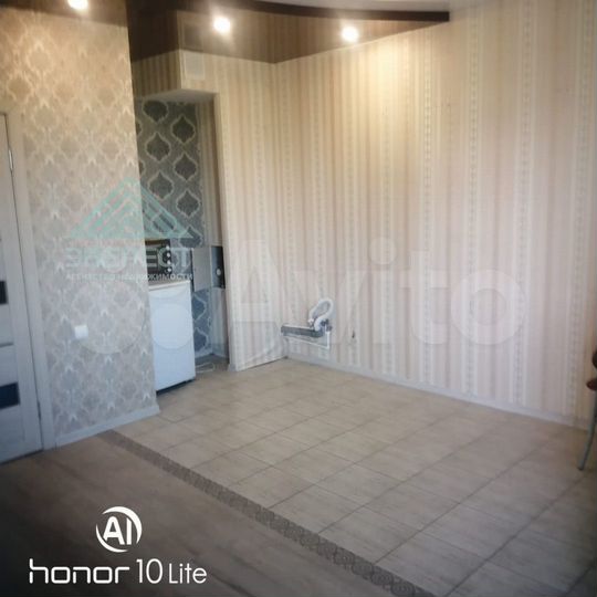 2-к. квартира, 56 м², 1/9 эт.