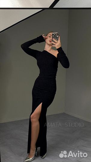 Платье вечернее блестящее черное