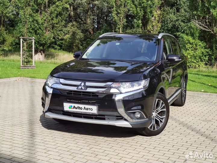 Mitsubishi Outlander 3.0 AT, 2015, 150 000 км
