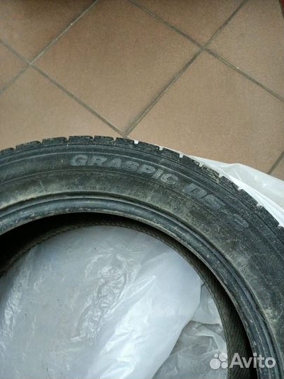 Dunlop Graspic DS3 3.75/8 R6.7