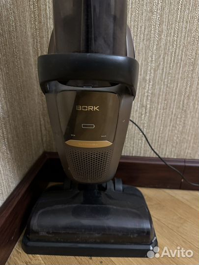 Пылесос Bork Model V 800