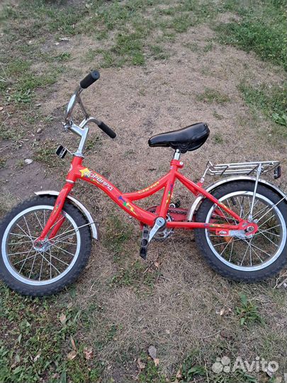 Детский велосипед четырехколесный