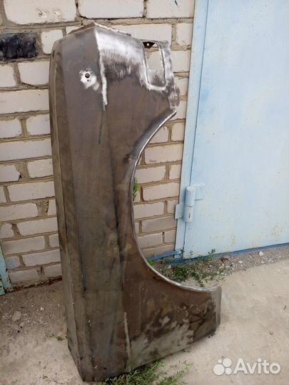 Крыло Газ 24