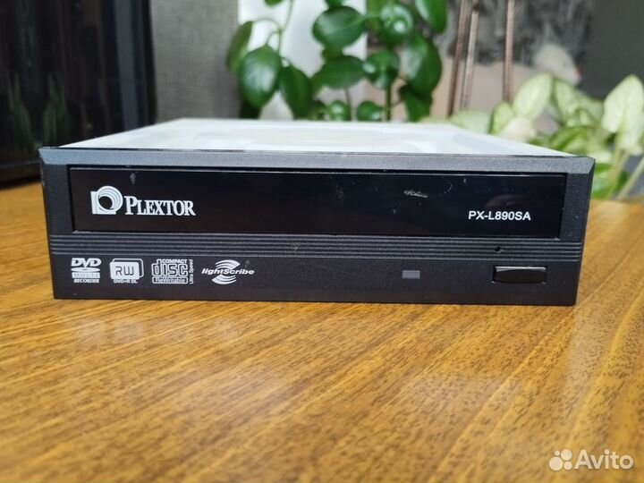DvD привод Plextor PX -L890SA