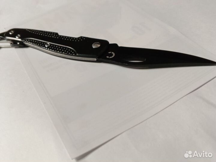 Нож складной туристический с карабином