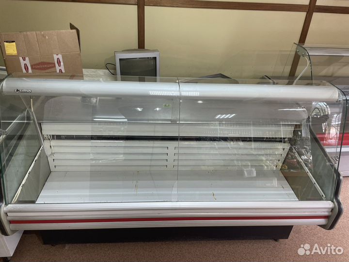 Морозильная витрина