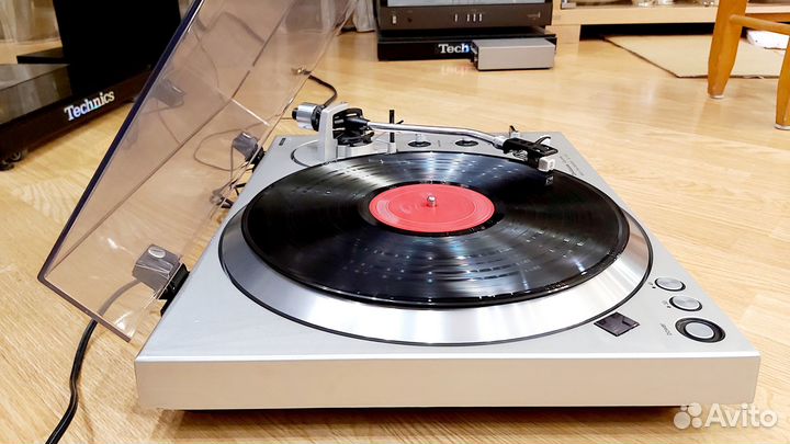 Проигрыватель винила Technics SL-1301 Япония