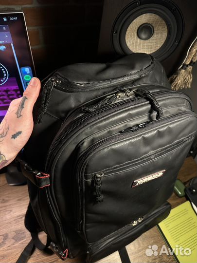 Magma riot DJ-backpack black