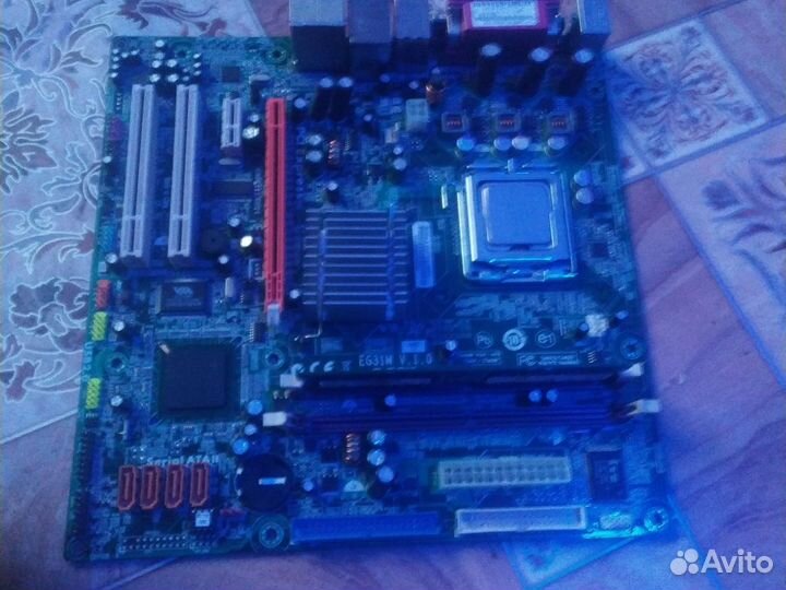 Мат плата EG31M acer