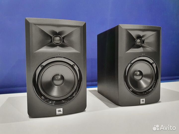 Студийные мониторы JBL LSR305 пара