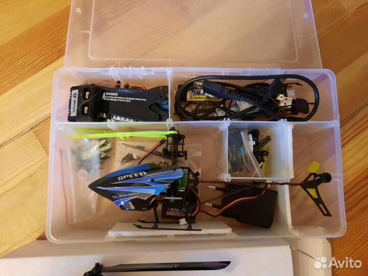 Продаю пару крутых вертолётов на радиоуправлении