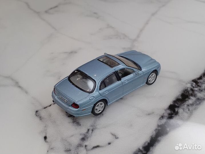 Jaguar S-Type (1999-2008), голубой