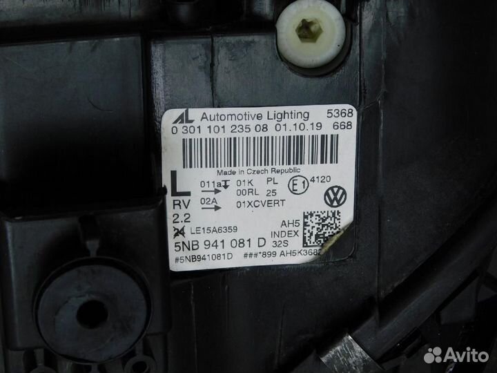 Фара левая Volkswagen Tiguan