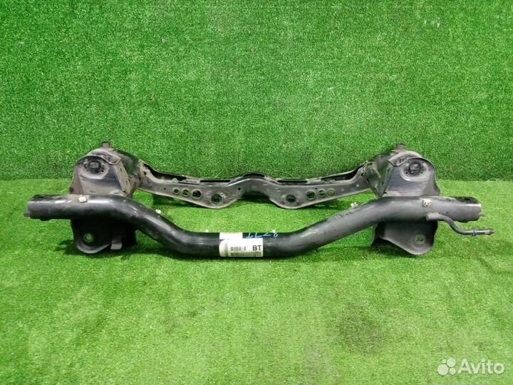 Подрамник подвески / балка задний Volkswagen Golf