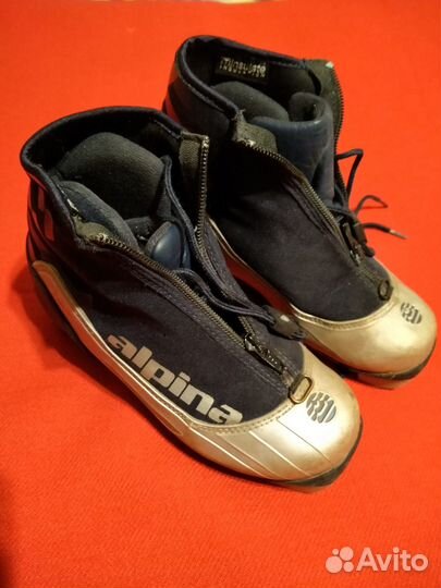 Ботинки лыжные Alpina